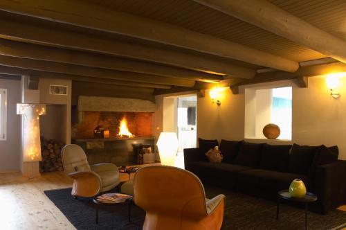 Village Hotel 3*