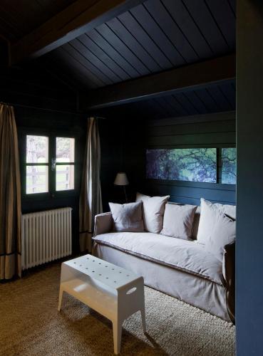 Village Hotel 3*